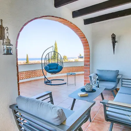 Marquesa Jm 4p By Carlosferien Willa